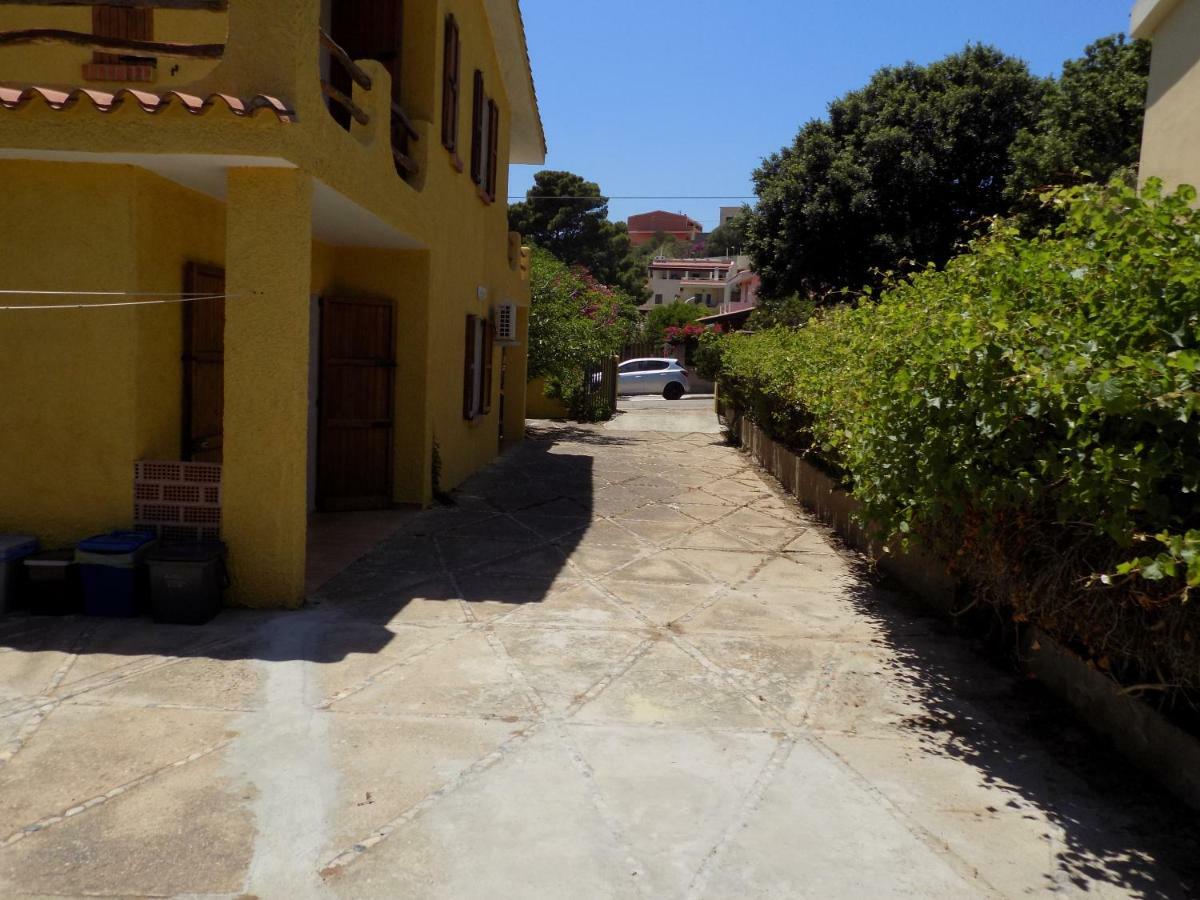 Casa Vacanze Gardenia Solanas Kültér fotó