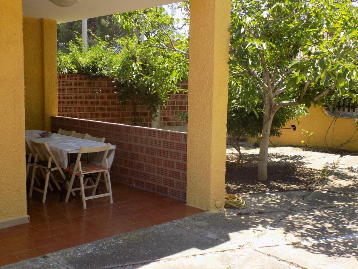 Casa Vacanze Gardenia Solanas Kültér fotó