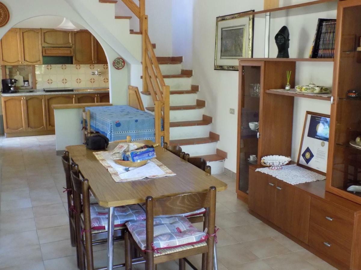 Casa Vacanze Gardenia Solanas Kültér fotó